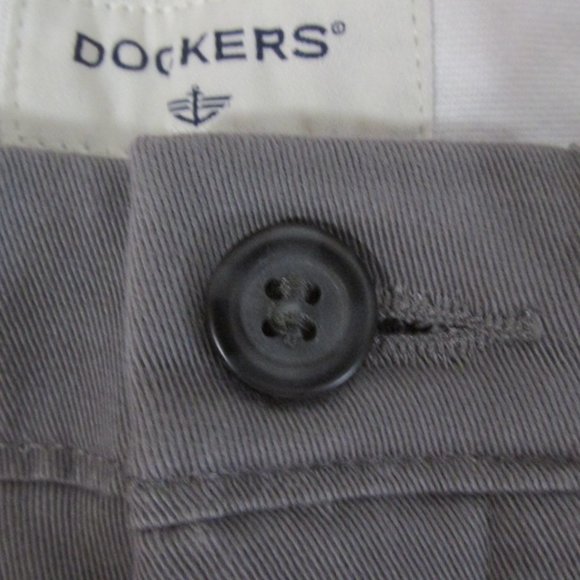 DOCKERS MEN'S SIZE 28 X 30 PANTS EASY KHAKI GRAY SLIM FIT ALL MOTION COMFORT NWT - Picture 8 of 14